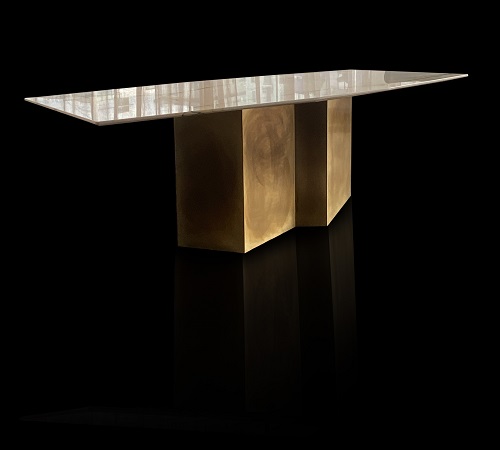 Dorian Table